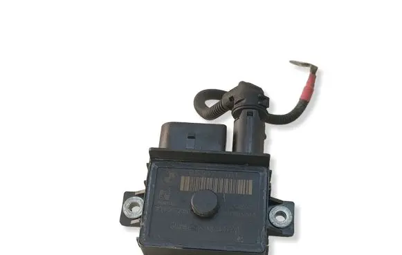 BMW 3 E90 E91 Glow plug pre-heat relay 859172301