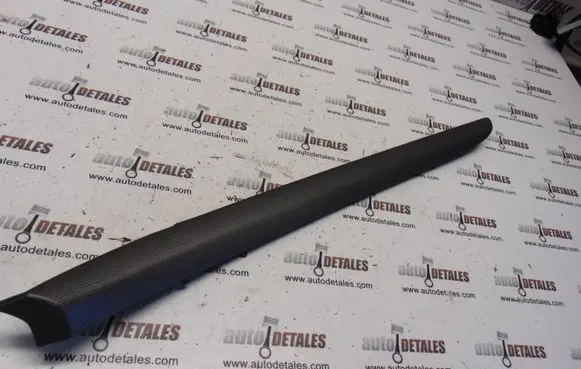 Toyota Avensis T250 Front door trim bar 
