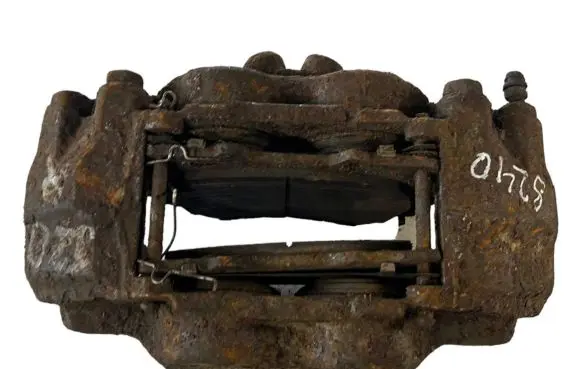 Toyota Land Cruiser (J120) Front brake caliper