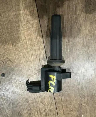 High voltage ignition coil