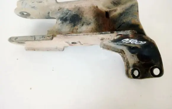 Suzuki Baleno EG Engine mounting bracket