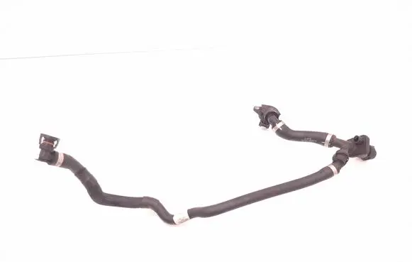 Engine coolant pipe/hose