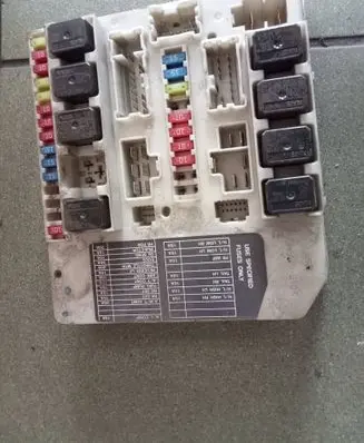 Nissan Micra Fuse module 284B7AX615