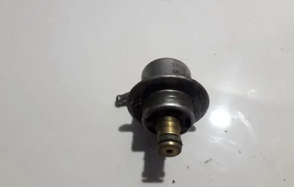 Fuel pressure sensor