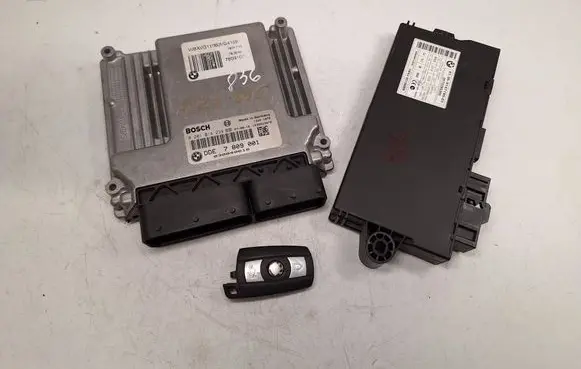 BMW 3 E90 E91 Engine ECU kit and lock set 7809001 13617809001 0281014239