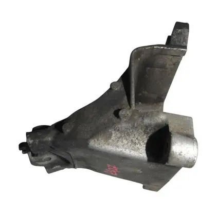 Mercedes-Benz E W212 Engine mounting bracket A2762234104