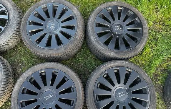 Audi A8 S8 D3 4E R19 alloy rim 4E0601025N