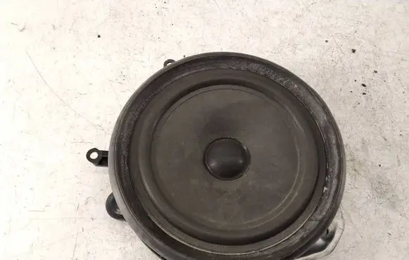 Audi A4 S4 B7 8E 8H Front door speaker 2752507175 8E0035411 3430112