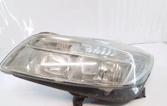 Opel Insignia A Headlight/headlamp 13226780