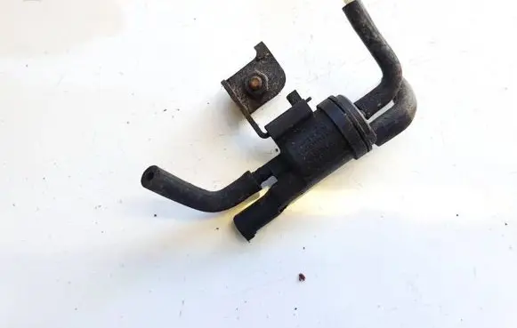 Mercedes-Benz E W210 Turbo solenoid valve 0025401497 48B43625B00