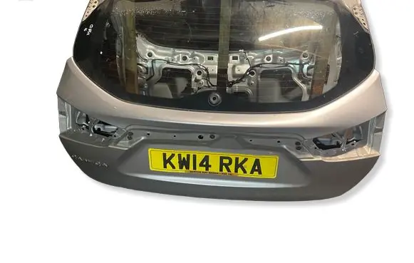 Nissan Qashqai Tailgate/trunk/boot lid 
