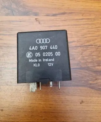 Audi A3 S3 8L Window wiper interval relay 4A0907440 05020500