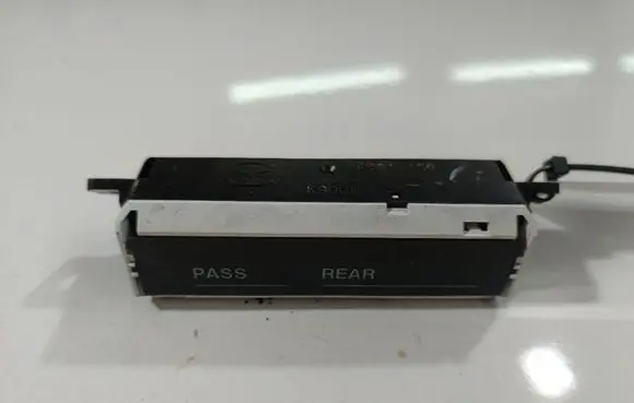 Mazda 3 I Screen/display/small screen BR5555260