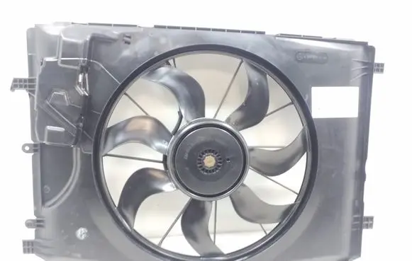 Mercedes-Benz B W246 W242 Radiator cooling fan shroud A2465000093