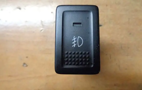 Suzuki Swift II Fog light switch 3727057L00