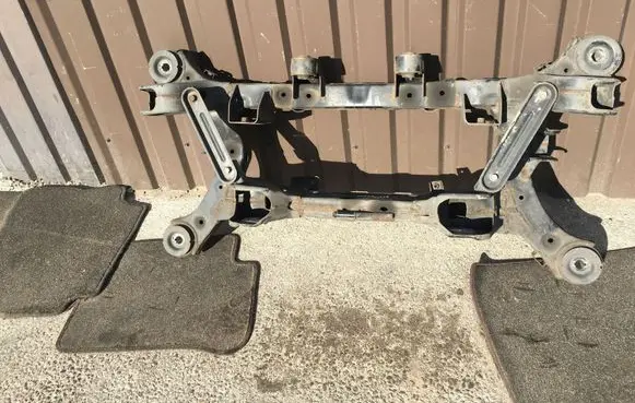 KIA Sorento Rear subframe 