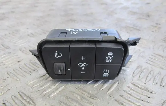 Hyundai Tucson IV NX4 Light switch 84757-H8000