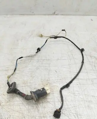 Mitsubishi Colt Rear door wiring loom MN108074