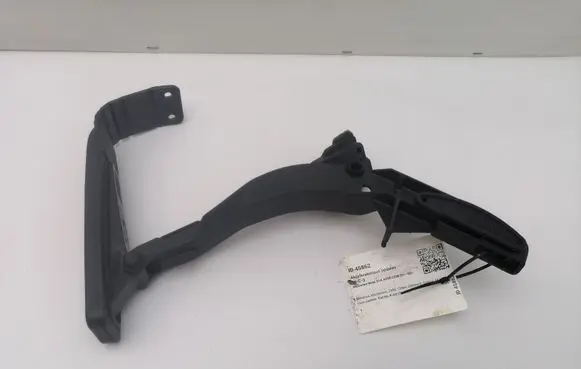 Mercedes-Benz CLK A208 C208 Accelerator throttle pedal 2203010001 1293010382 2023011520