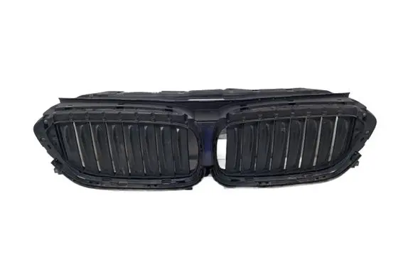 BMW 5 G30 G31 G38 Front grill 749727902