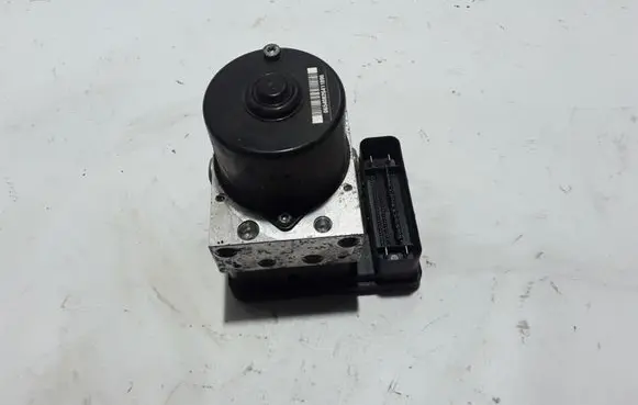 Volvo C30 ABS Pump 31274907