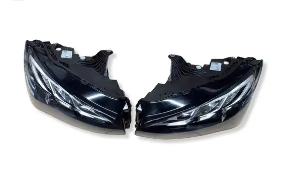 BMW 2 Active Tourer U06 Headlight/headlamp 