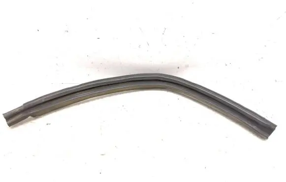 Mercedes-Benz W123 Rear side window