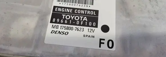 Toyota Corolla Verso E121 Engine control unit/module 1758007623 896610F100 MB1758007623