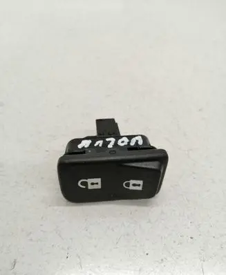 Volvo S40 Central locking switch button 0665832