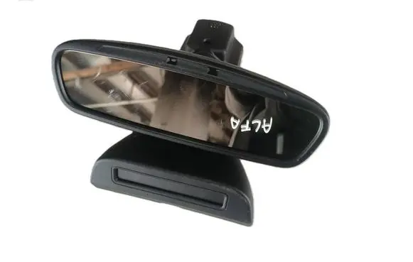 Alfa Romeo Giulietta Rear view mirror (interior)