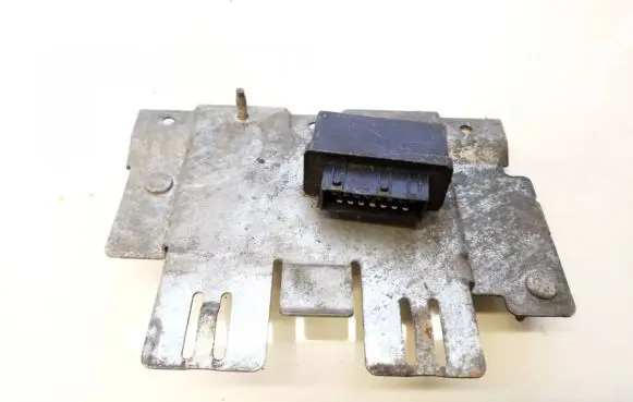 Peugeot 206 Fuel injection pump control unit/module 240107