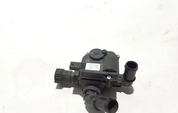 Volvo EX30 Electric auxiliary coolant/water pump 202403141903