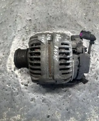 Volkswagen PASSAT B6 Generator/alternator 06F903023F