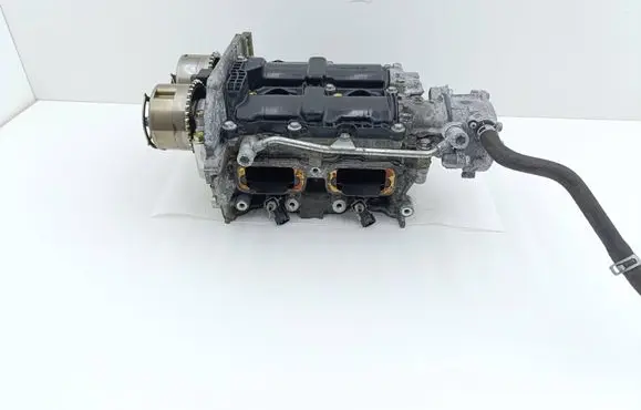 Subaru Forester SK Engine head 13114AA100 13265AA551 11039AC711