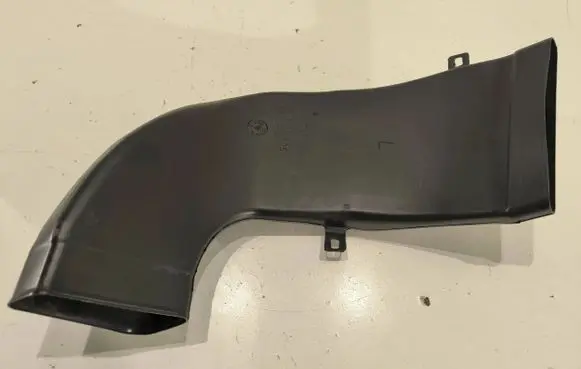 Volkswagen Phaeton Air intake duct part 3D0819805
