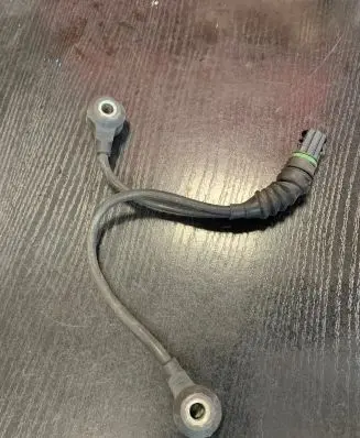 BMW 1 E81 E87 Detonation knock sensor 7568422