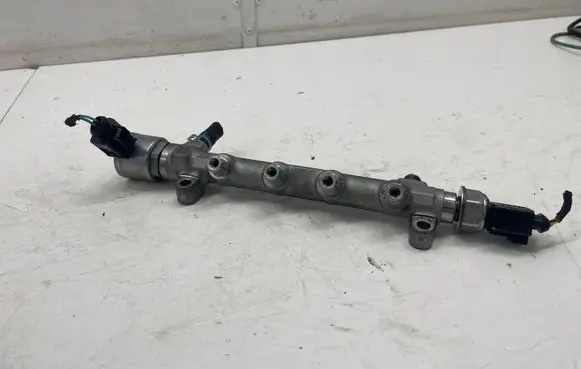 Volkswagen Tiguan Fuel main line pipe 04L089 04L0890297647