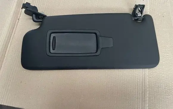 Sun visor