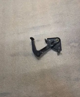 Audi A8 S8 D2 4D Engine bonnet (hood) release handle 