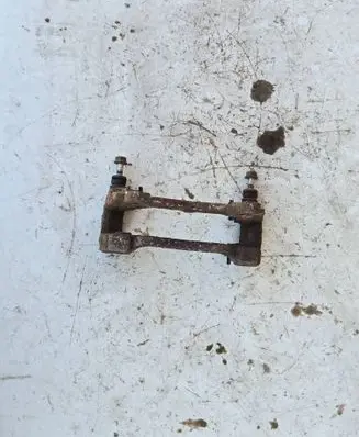 Toyota Corolla Verso E121 Front Brake Caliper Pad/Carrier 