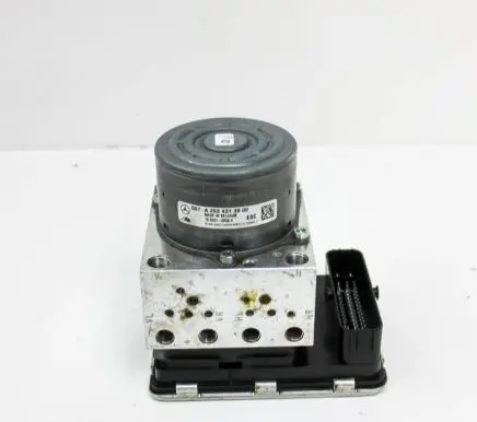 Mercedes-Benz GLC X253 C253 ABS Pump A2539011600 A2534313900