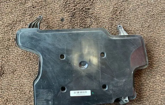 BMW 2 F46 Intake resonator 8580237