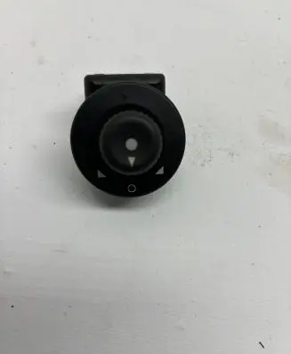 Citroen Berlingo Wing mirror switch 185526