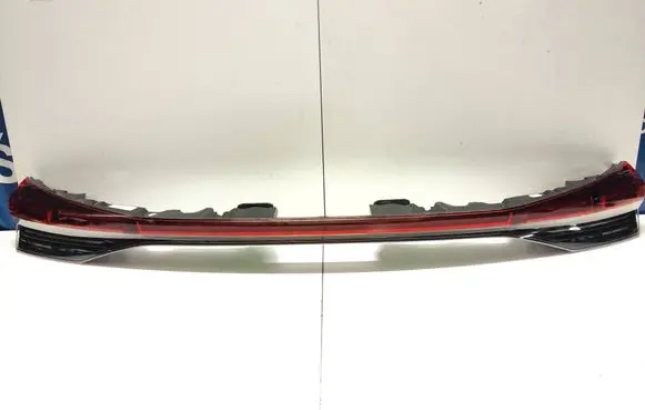 Tailgate rear/tail lights