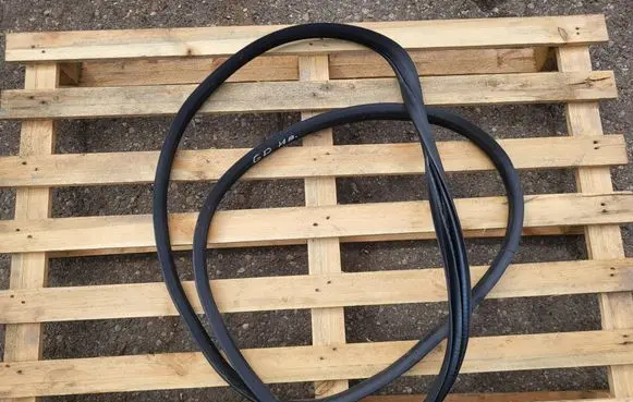 Mercedes-Benz GL X166 Rear door rubber seal (on body) A1666970251