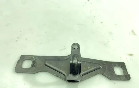 Audi A6 C7 Loading door lock loop/hook striker 4G5827507