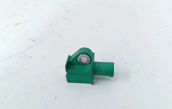 Chrysler Town & Country V Airbag deployment crash/impact sensor 68137949AA 5WK44602