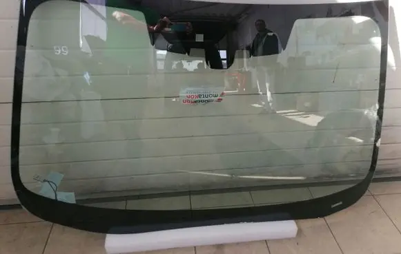 Subaru Forester SJ Front windscreen/windshield window 00000000000000602