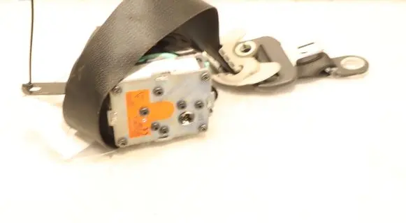 Toyota Verso Front seatbelt 3066322