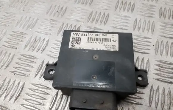 Volkswagen PASSAT B7 Power management control unit 3AA919041